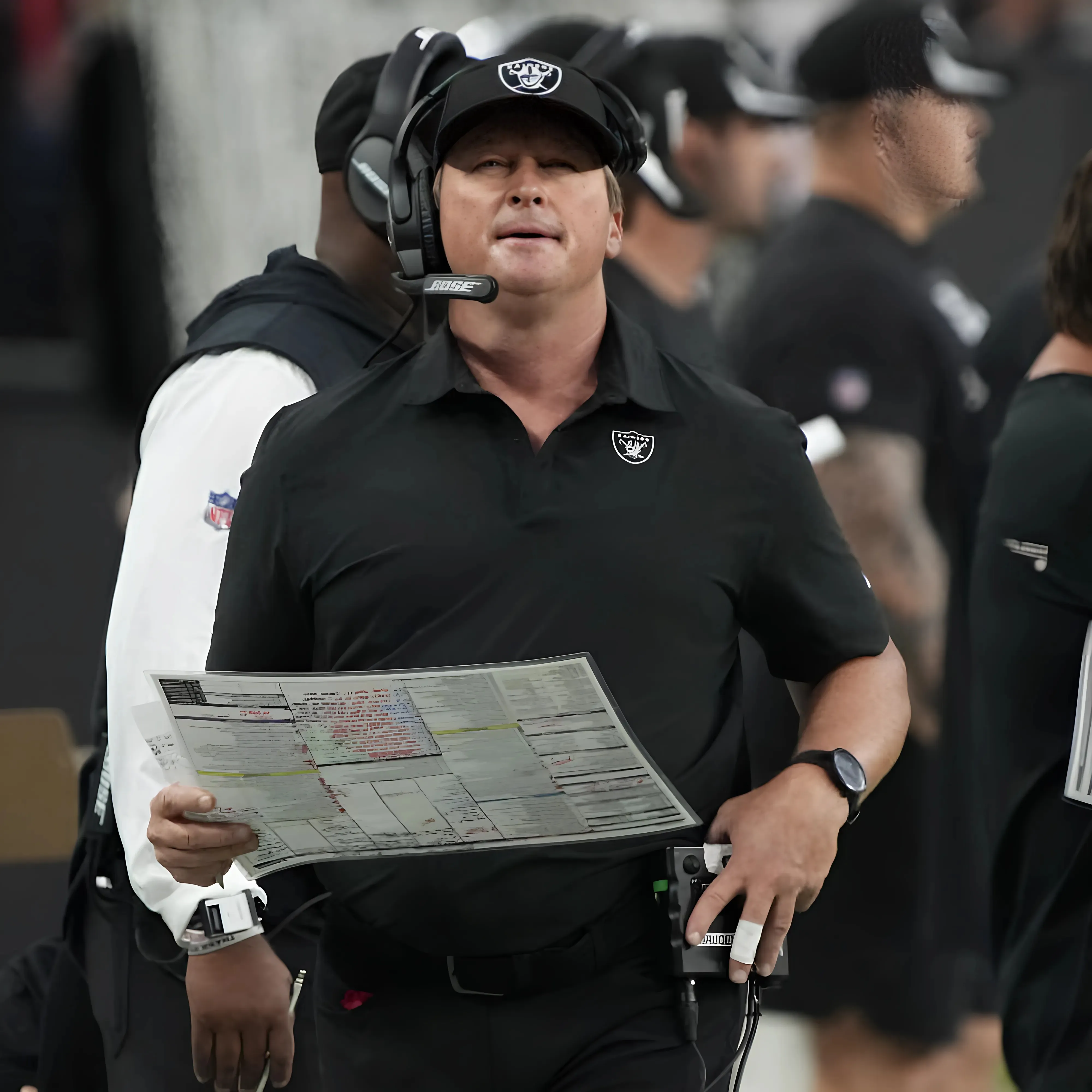 BREAKING: Former Raiders' HC Jon Gruden to Return to Coaching? - suong