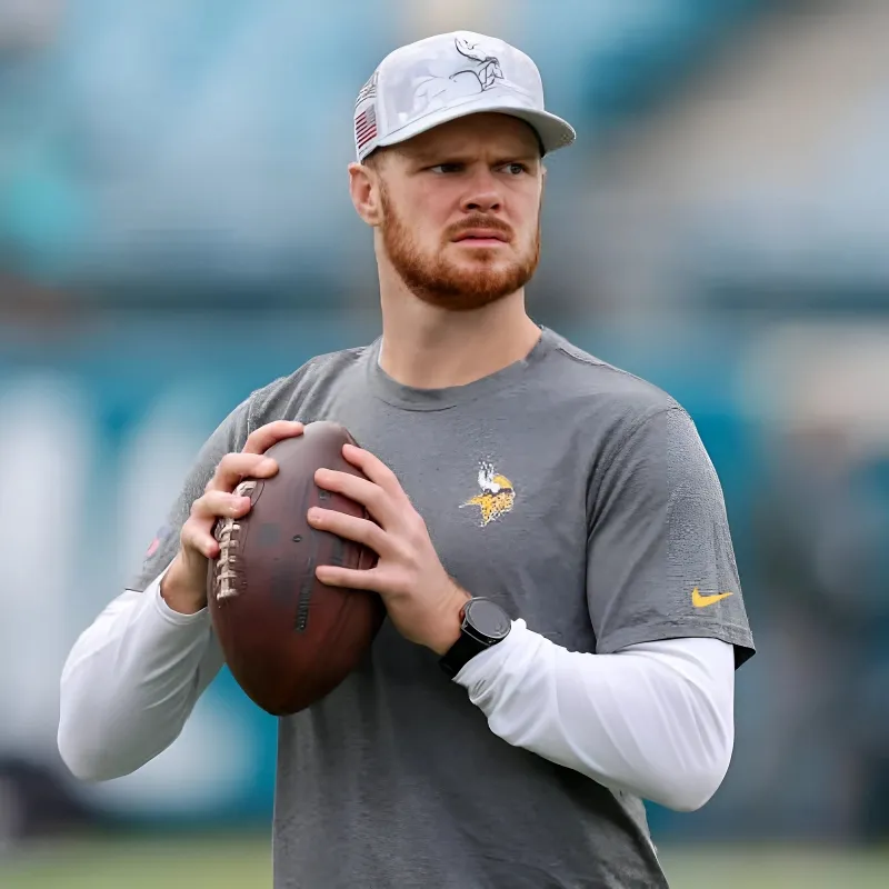 QB Sam Darnold Predicted to Depart Vikings for NFC Rival