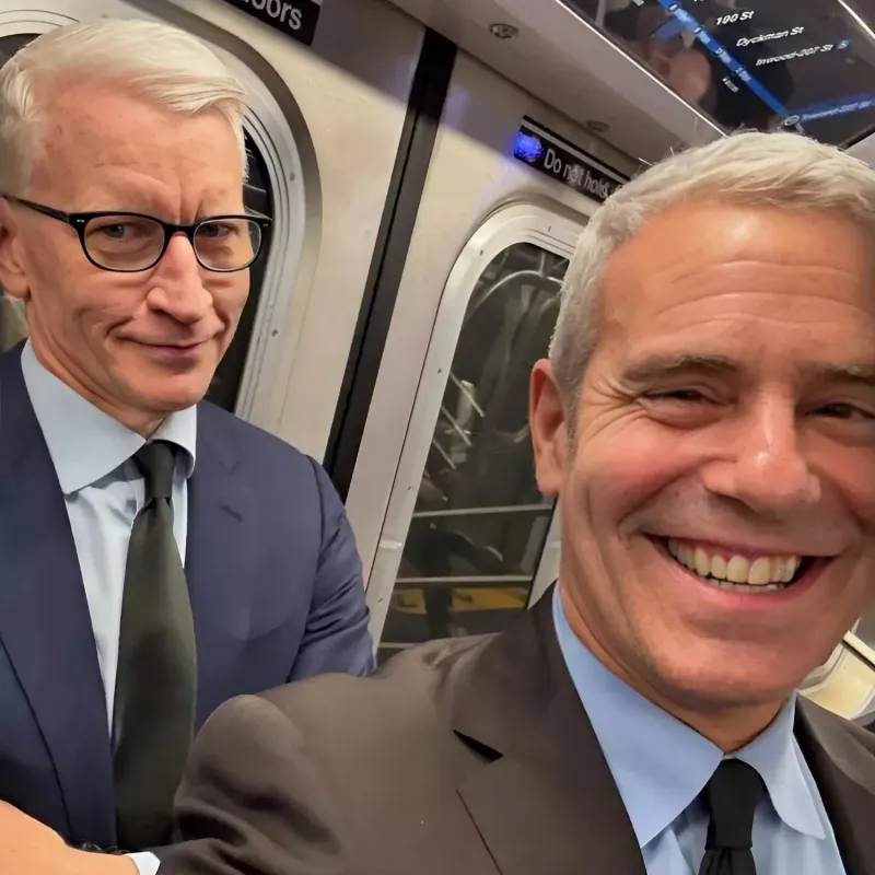 Anderson Cooper Grouchily Takes the Subway with Andy Cohen and Snaps a Selfie: 'You Weren't Attracting Enough Attention? ngocc