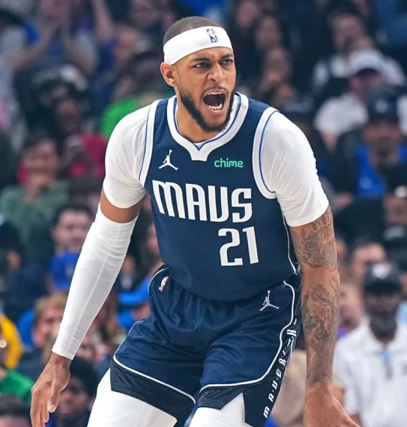 Mavericks' never-ending starting lineup battle is getting tougher by the day