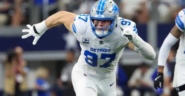 Lions defensive end Aidan Hutchinson shows off his rehab progress