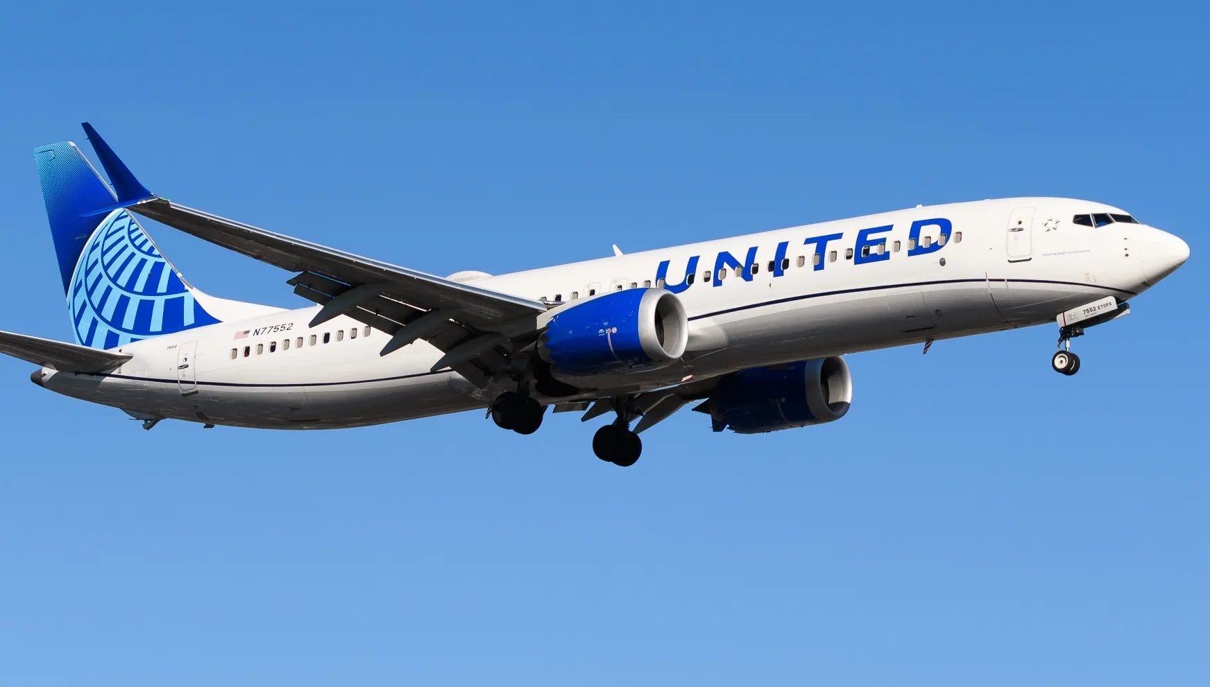 What are United Airlines' top Boeing 737 MAX routes by available seat miles?