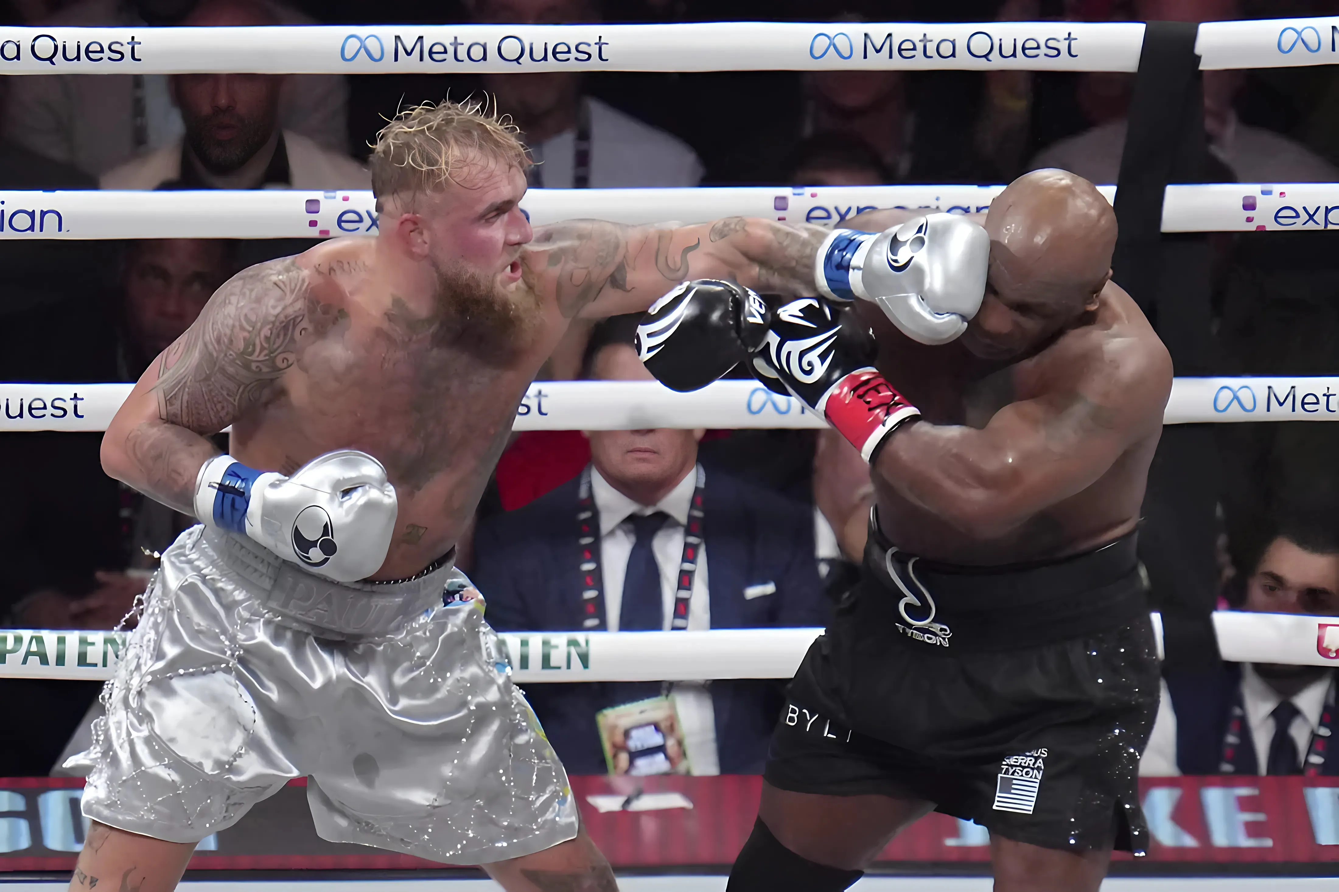 Jake Paul beats 58-year-old Mike Tyson in a much-hyped Netflix boxing match trucc