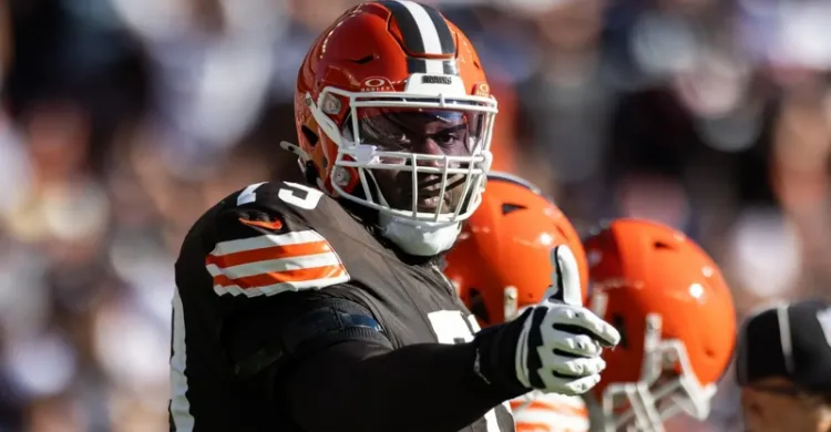 Browns OT Dawand Jones (ankle) will miss rest of season