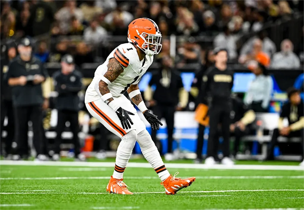 Calls Mount for Browns to Bench $21 Million Defender for Lack of Effort