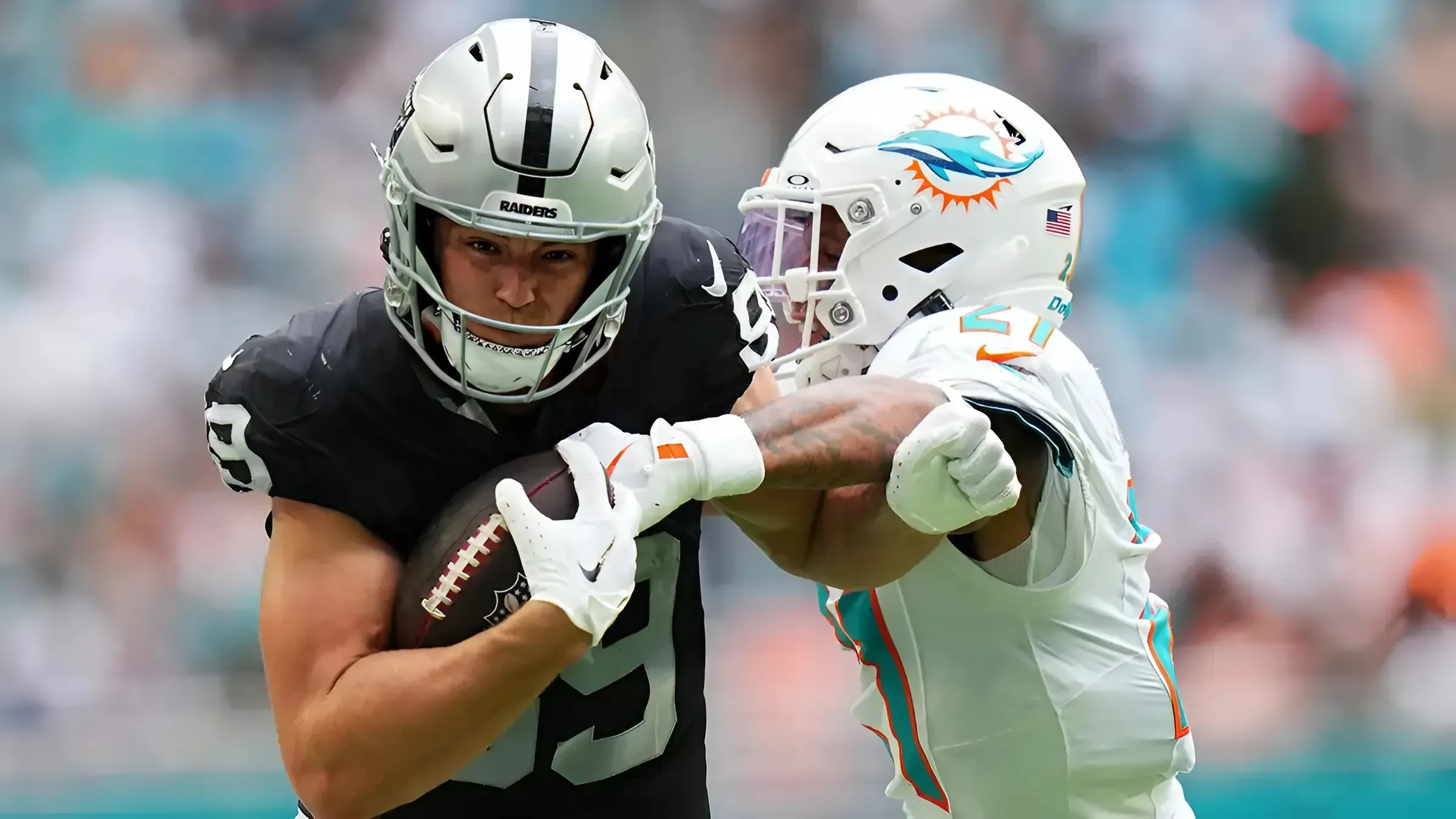 Raiders’ Brock Bowers Breaks Record That Has Held for Nearly 40 Years