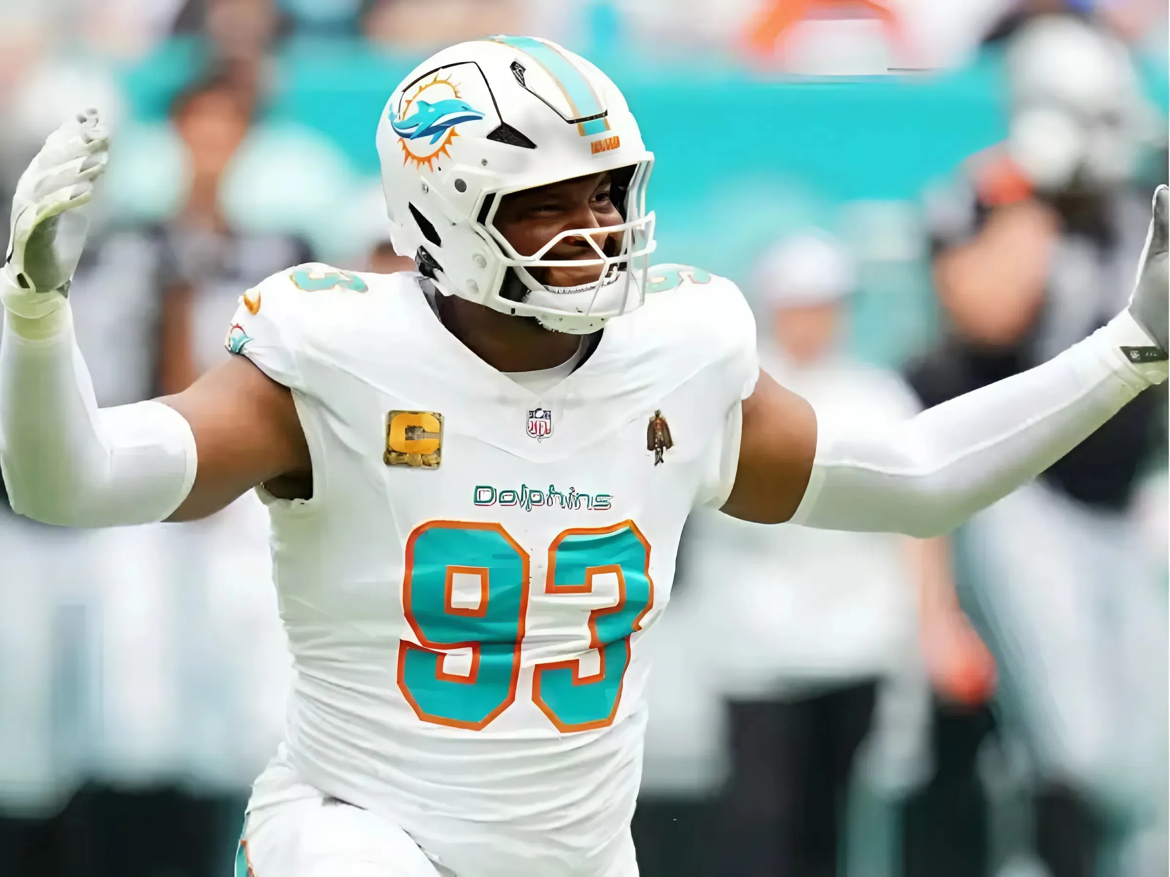 DT Calais Campbell Offers Warning to Dolphins Teammates After Raiders Win