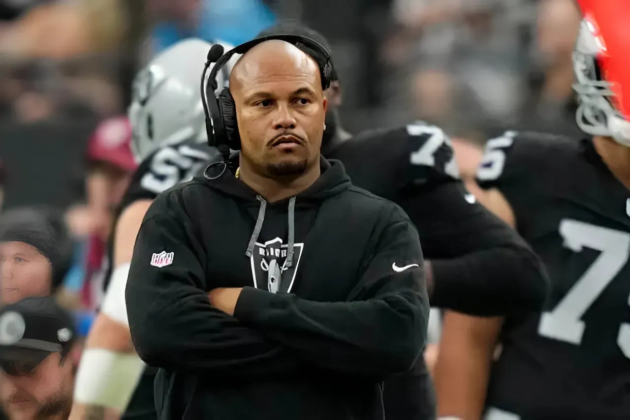 New Offensive Coordinator, Same Offensive Struggles For Antonio Pierce’s Las Vegas Raiders