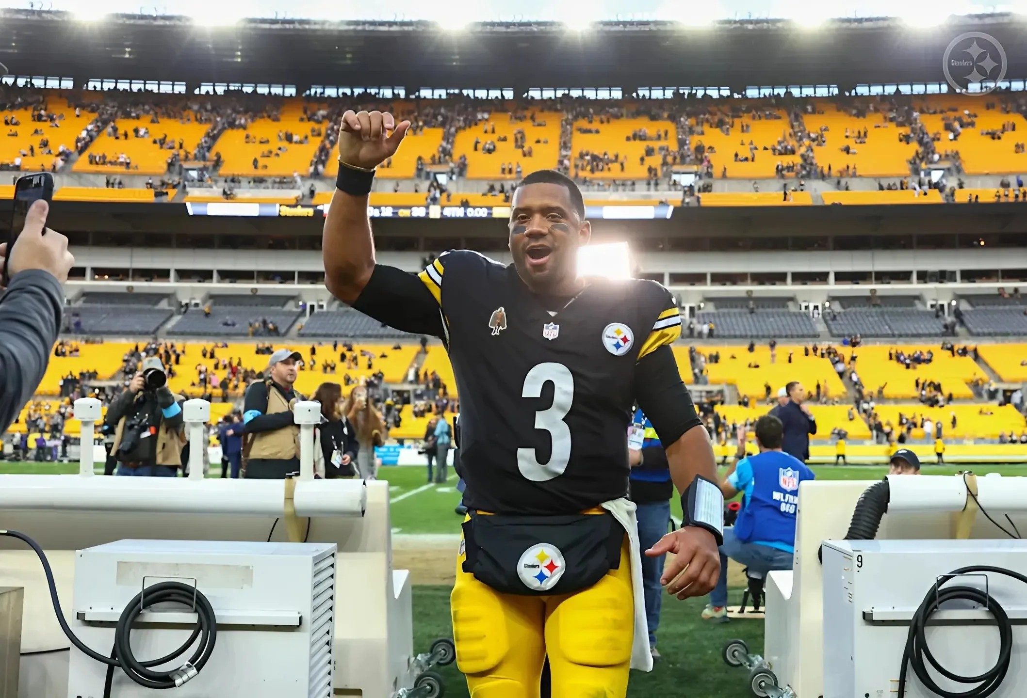 Steelers' Mike Tomlin Hits The Media With Direct Criticism Of Russell Wilson