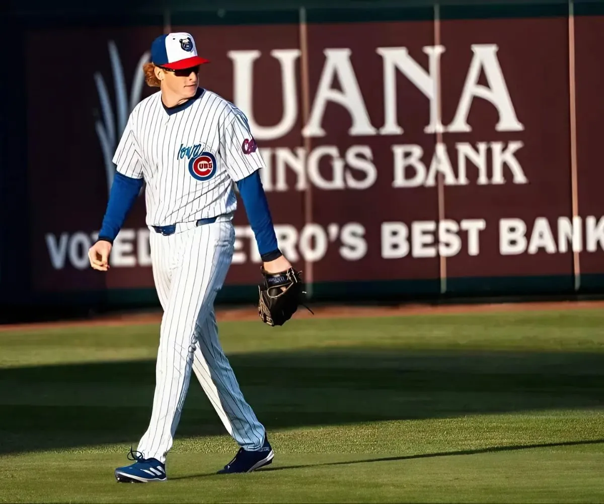 Cubs add prospect Owen Caissie to 40-man roster, DFA ex-closer Adbert Alzolay