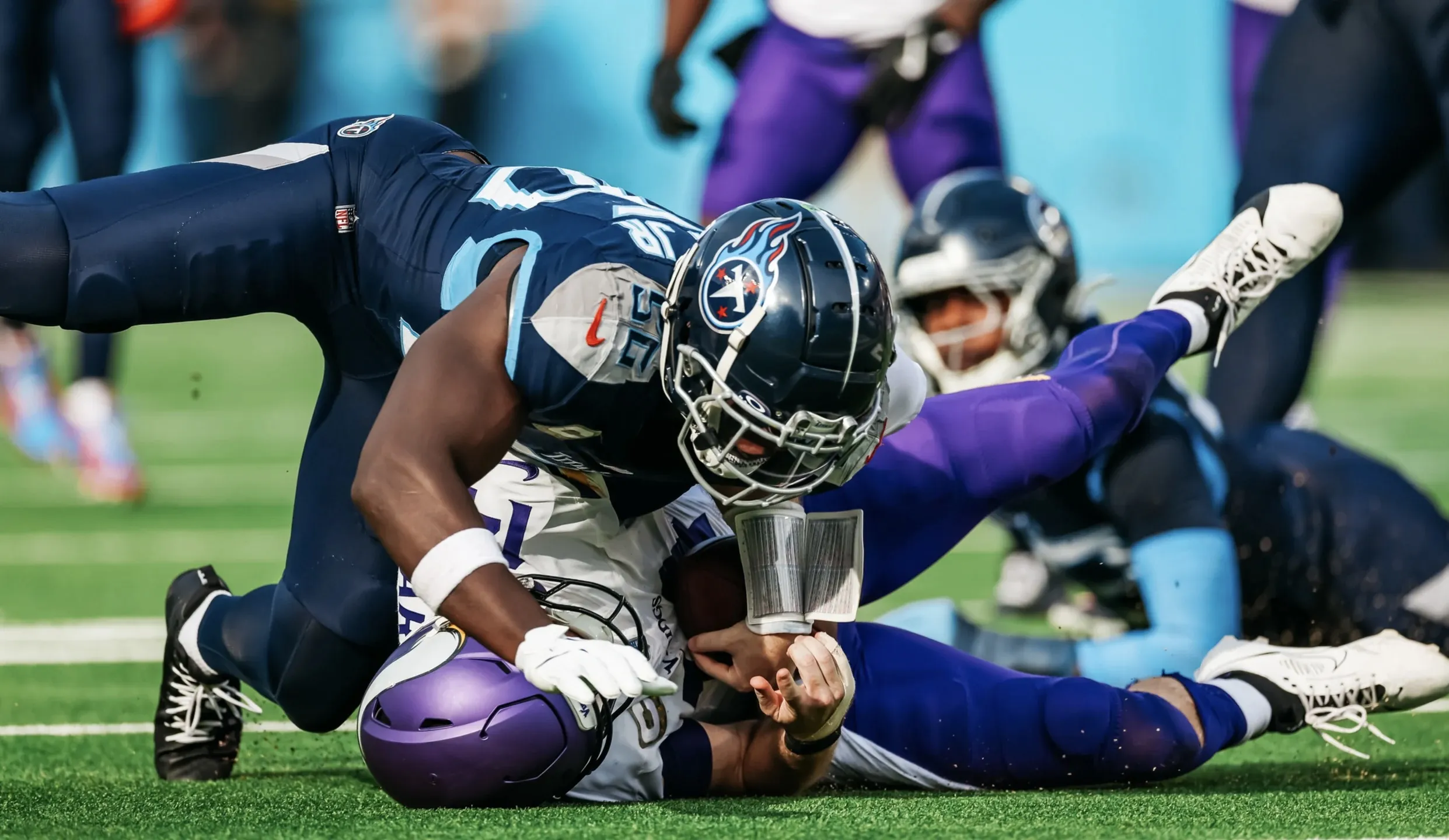 Titans defensive free agent acquisition is playing like a predictable blunder