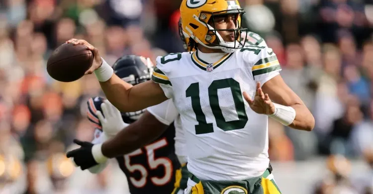 Packers QB Jordan Love throws another INT, but encouraging signs emerge from win over Bears