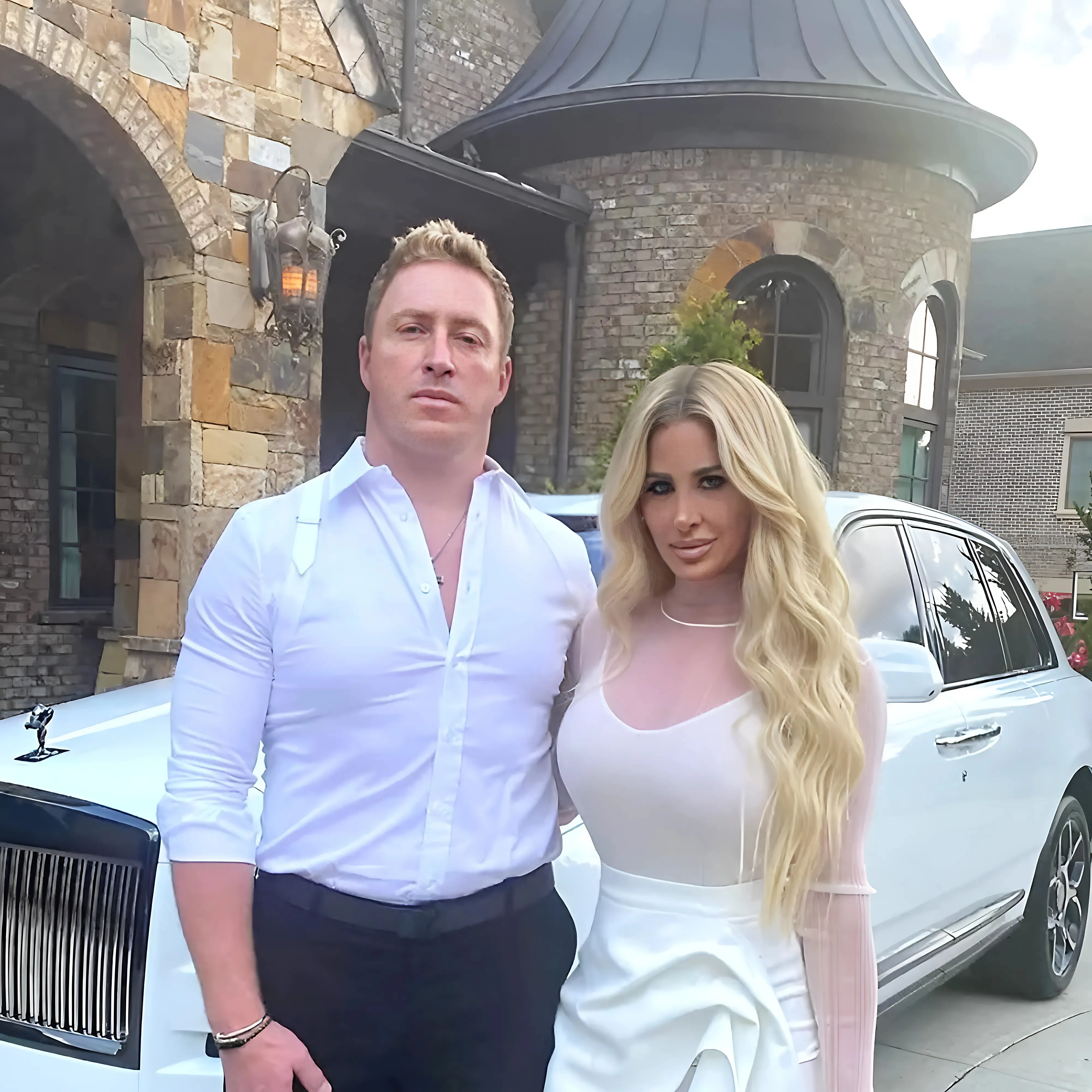 Cops Are Called to the Home of Kim Zolciak and Kroy Biermann Yet Again Amid Contentious Divorce, Plus Kim Has Flirty Night With Chet Hanks