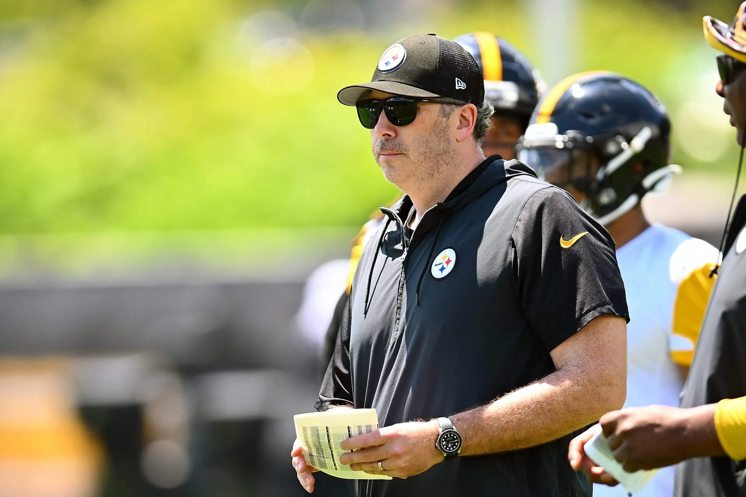 Steelers OC Arthur Smith Criticized for Puzzling Coaching Decision vs. Ravens