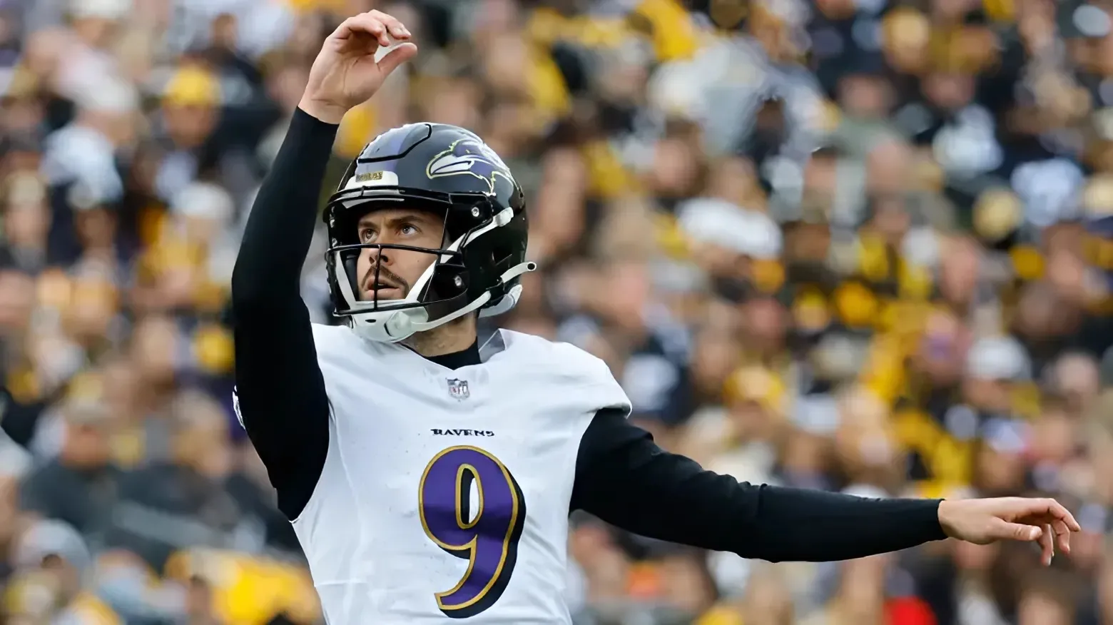 Steelers Fans React to Ravens’ Justin Tucker Speaking Out on Field Conditions