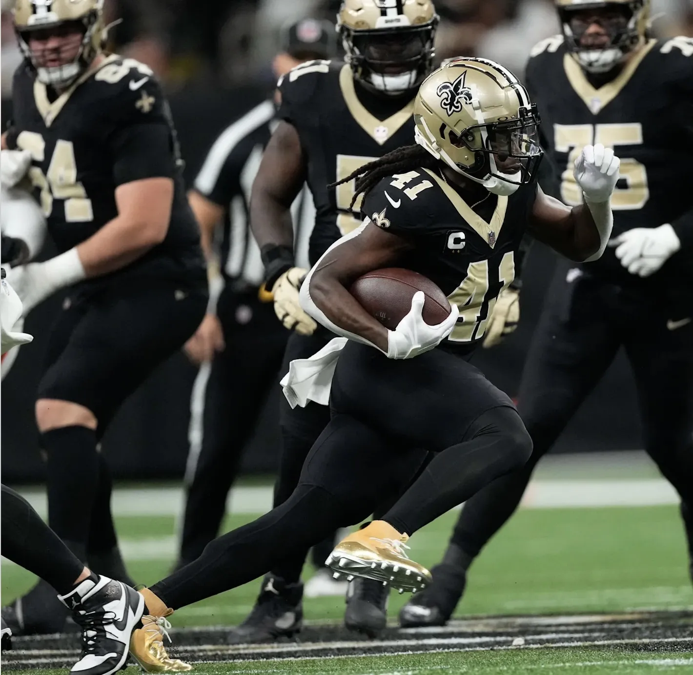 Alvin Kamara can finally capture an elusive accomplishment in Saints’ final six games