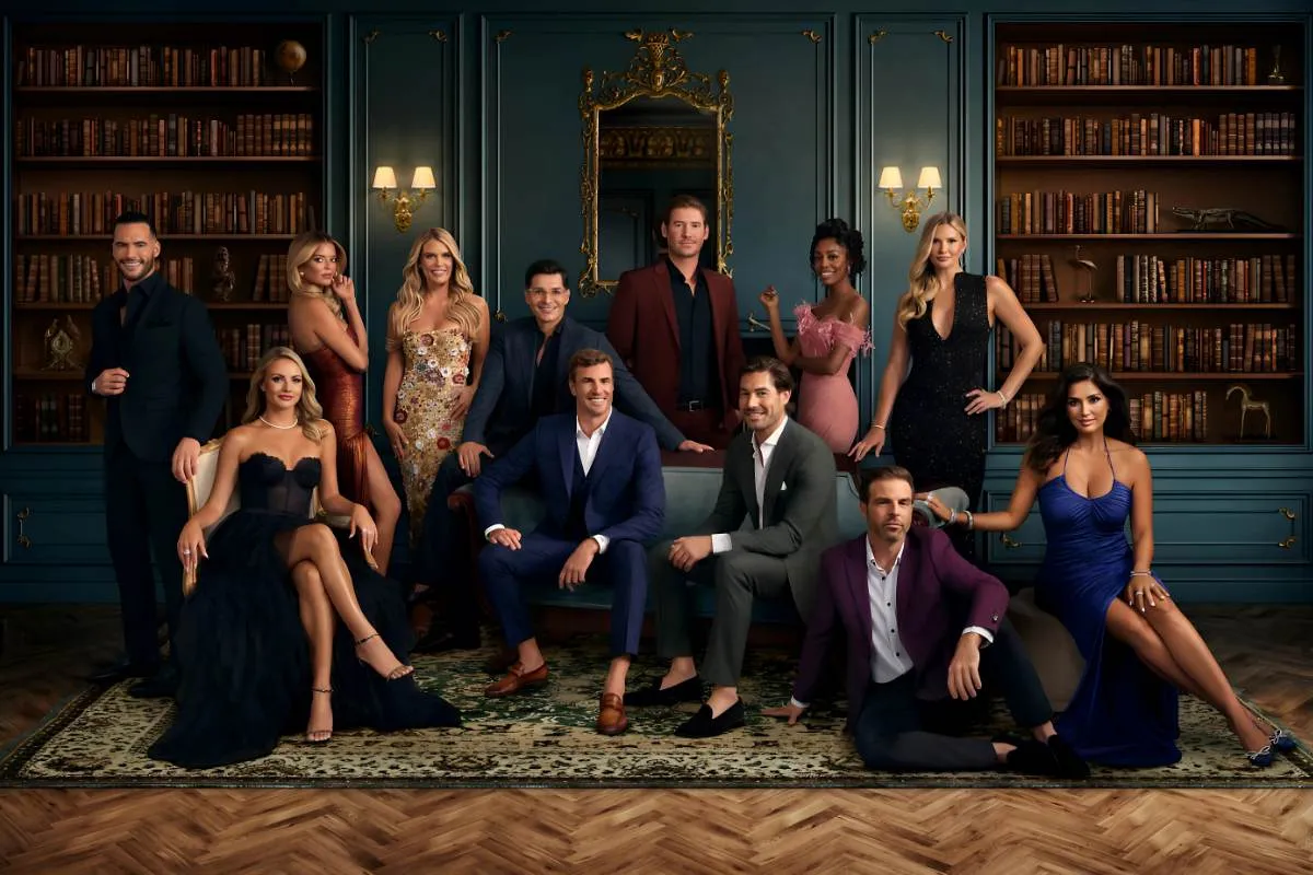 Southern Charm Newbie Salley Carson Reveals ‘Weird’ Cast Connections tram