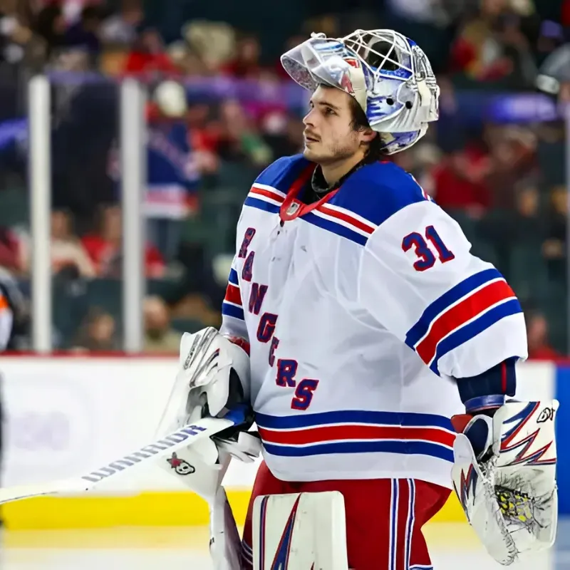 Rangers Leave Igor Shesterkin Out To Dry In Loss To Flames-quang