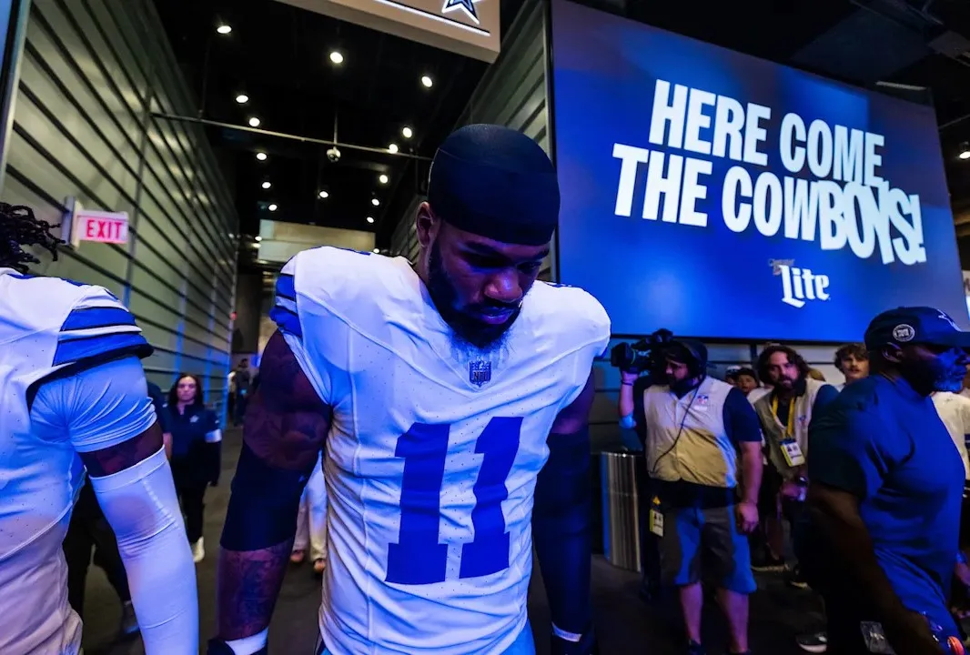 Cowboys’ Micah Parsons with strong social media stance amid LeBron James’ move