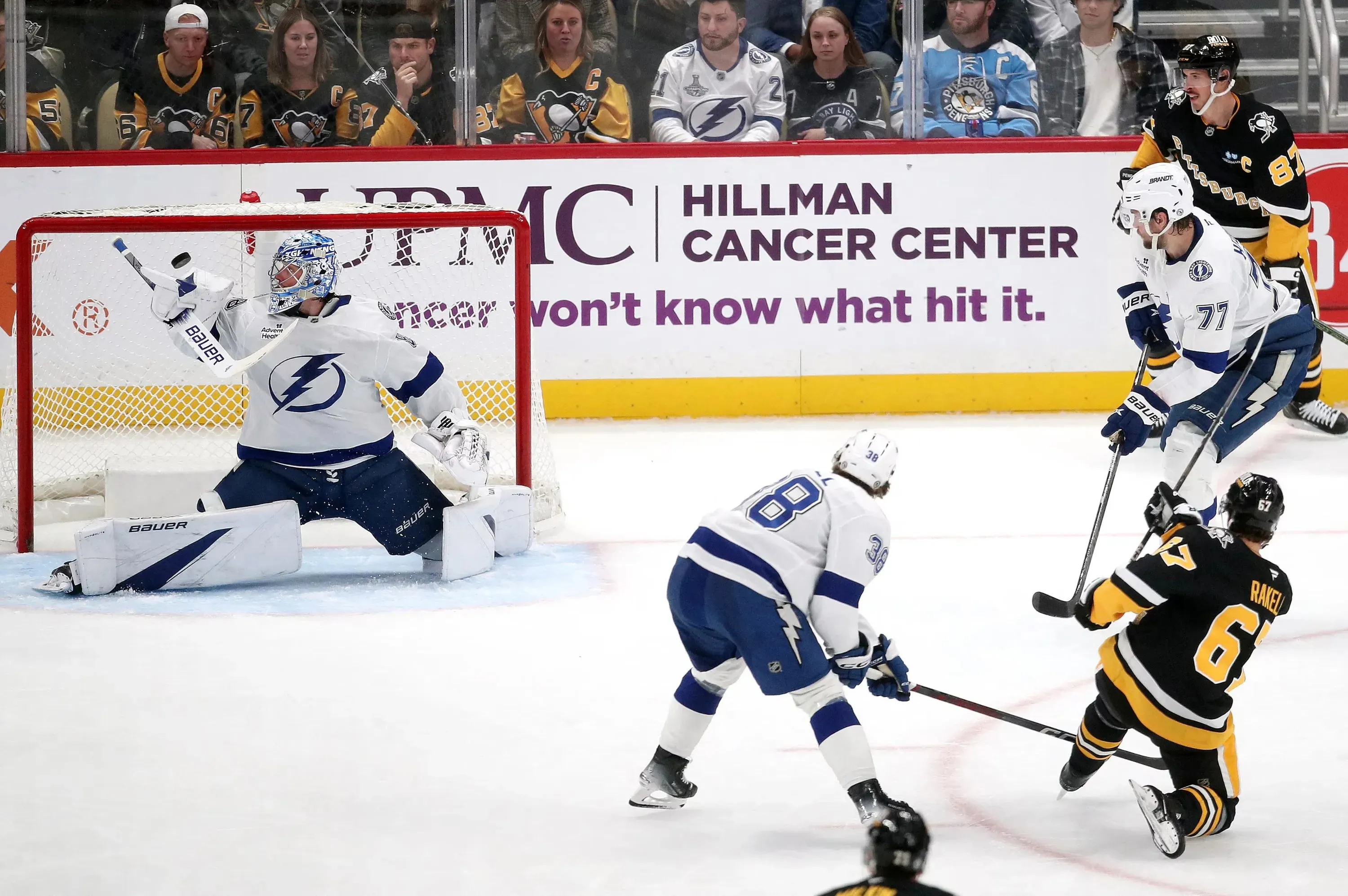 Lightning continue to perform against the best, struggle with the rest