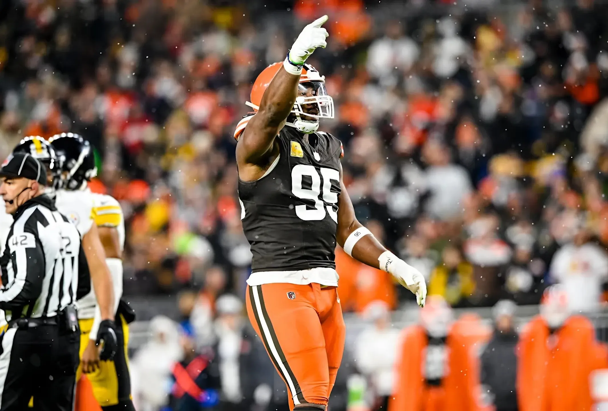 Myles Garrett Has Bold Message for T.J. Watt After Browns Beat Steelers