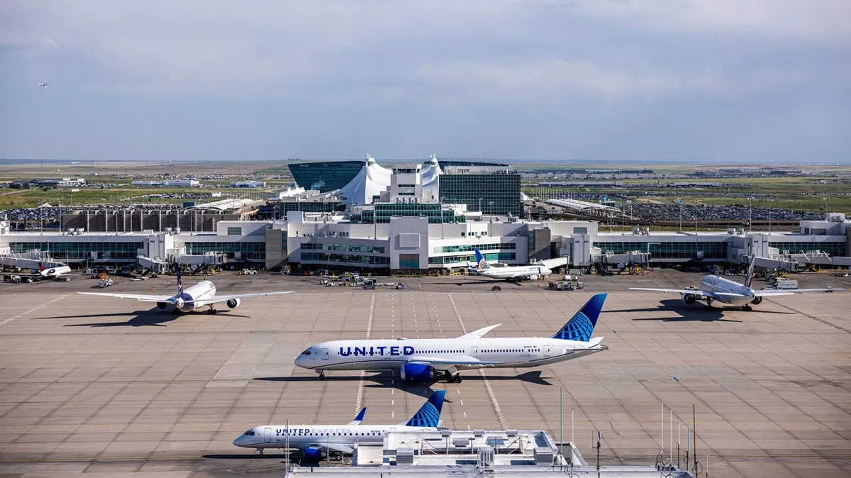 Busy but no mandatory slot control: A brief guide to level 2 airports in the US