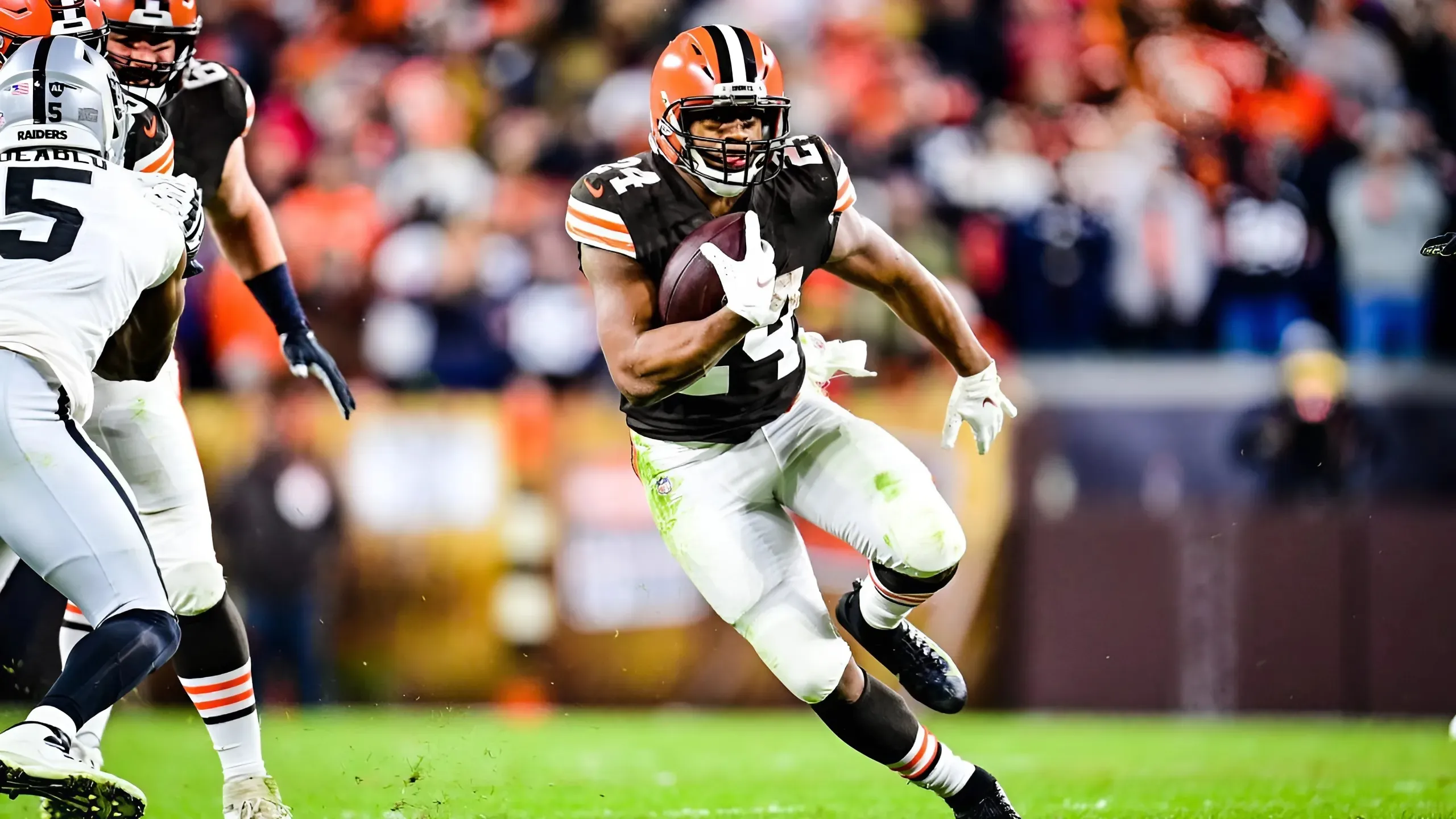 Potential Offseason Landing Spots for Browns RB Nick Chubb