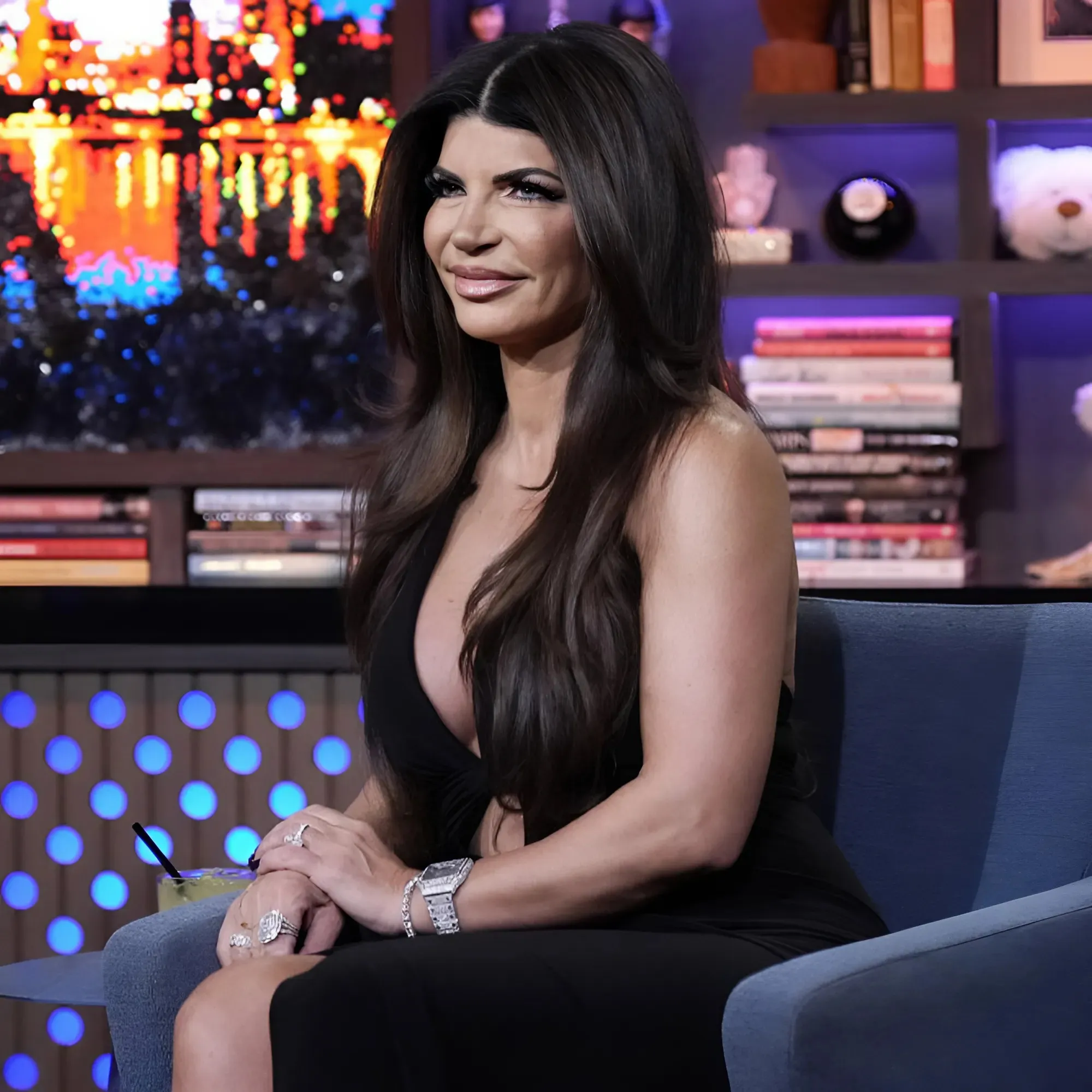 Teresa Giudice Applauds Housewives Who Film Together Despite Feud as She Discusses Future of RHONJ and Jackie Talks Potential Return, Plus If Rachel’s “Hot Dog Lips” Diss Got to Her and Why She Dissolved Lip Filler