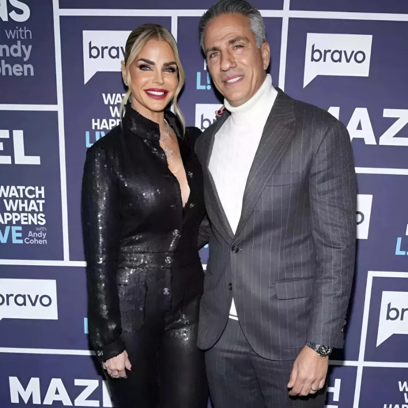 RHOM Star Alexia Nepola and Husband Todd Are Trying to Fix Their Marriage After Divorce Filing: 'It's Hard'-quang