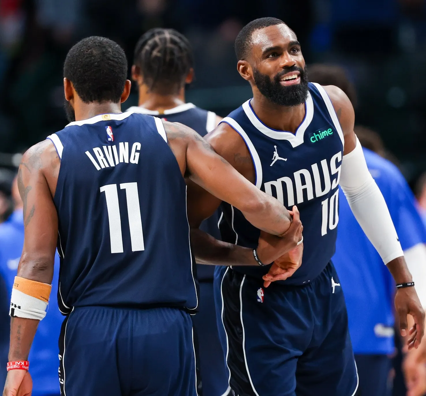 NBA trade rumors roundup: Lakers still looking for big man, Mavericks likely to lock up Irving this summer