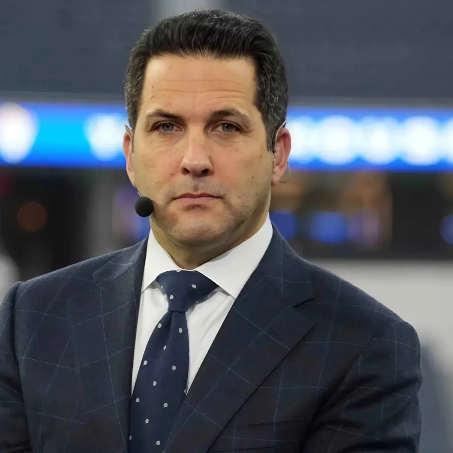 Adam Schefter Dropped Not-So-Subtle Hint on the Raiders and the Sanders Family