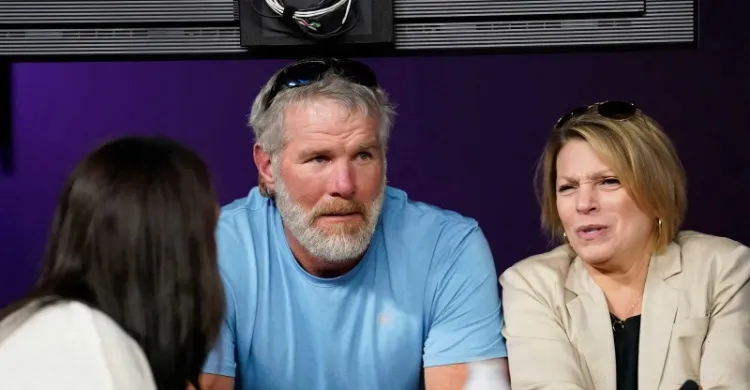 Green Bay Packers Legend Brett Favre Reveals Saddening New Parkinson’s Details