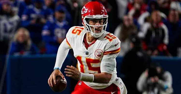 Chiefs QB Patrick Mahomes fined for 'violent gesture' during celebration