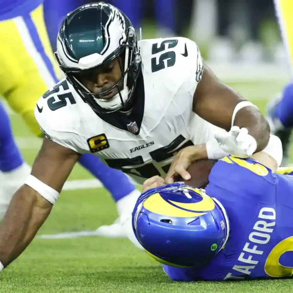 Eagles Get Devastating Injury News on NFL All-Pro Edge Rusher