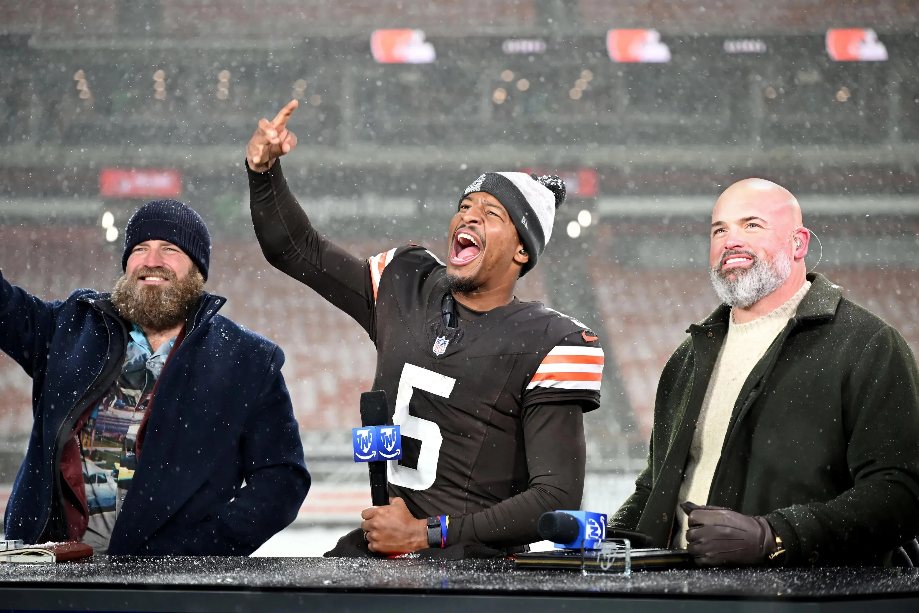 Browns' Jameis Winston reveals reason he sang 'Jingle Bells' after win vs. Steelers