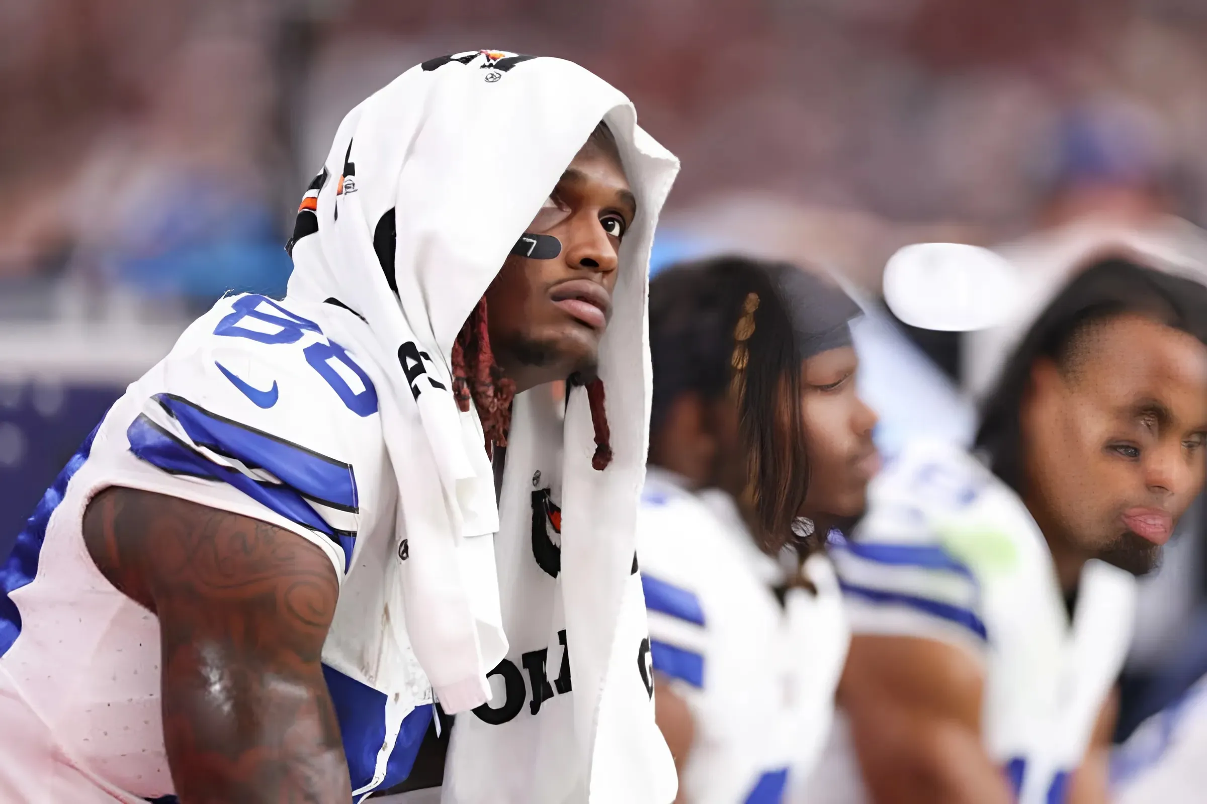 Cowboys’ CeeDee Lamb Sends Tepid 2-Word Message on QB Cooper Rush