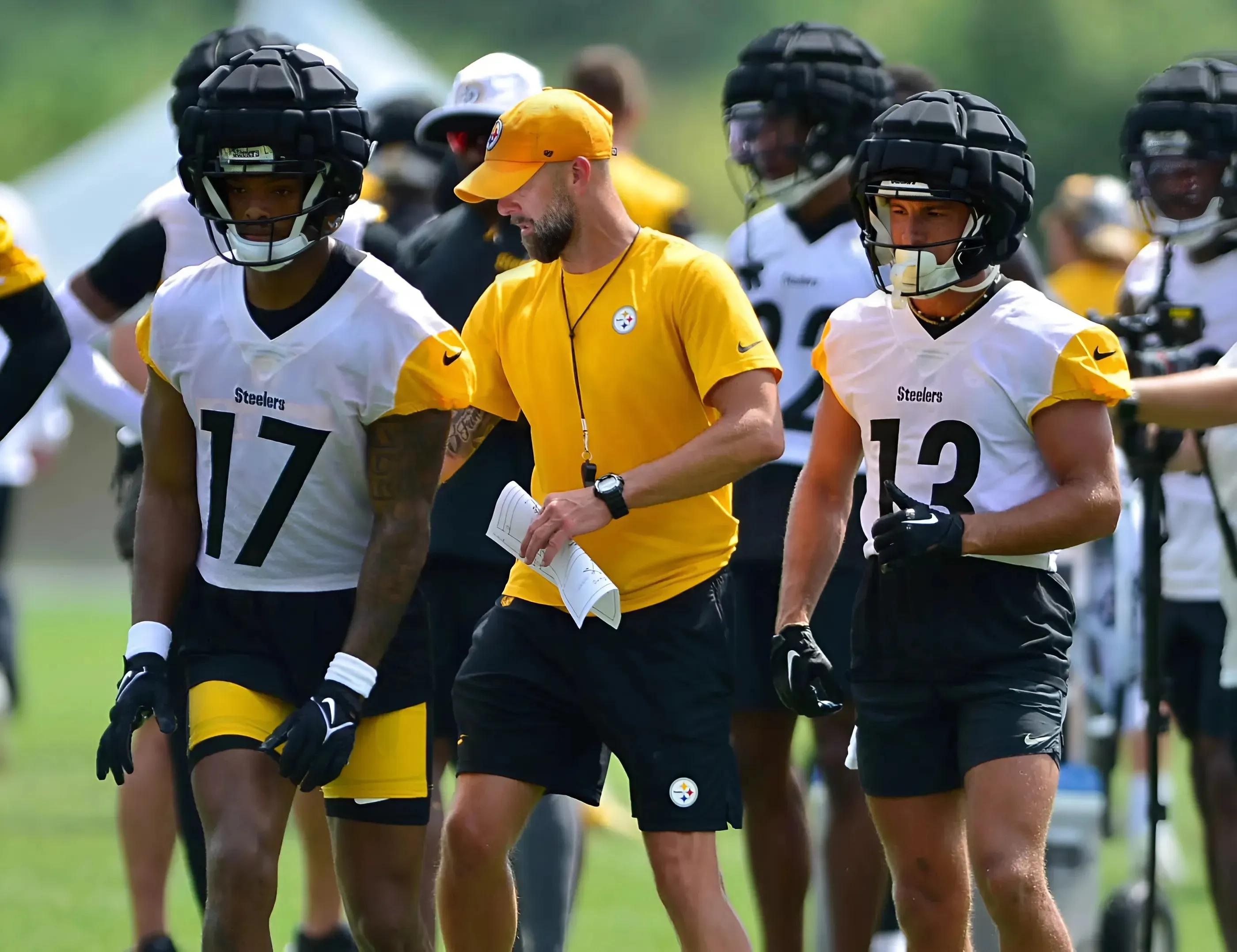 Steelers Assistant Pegged Potential Candidate for Head Coaching Gig