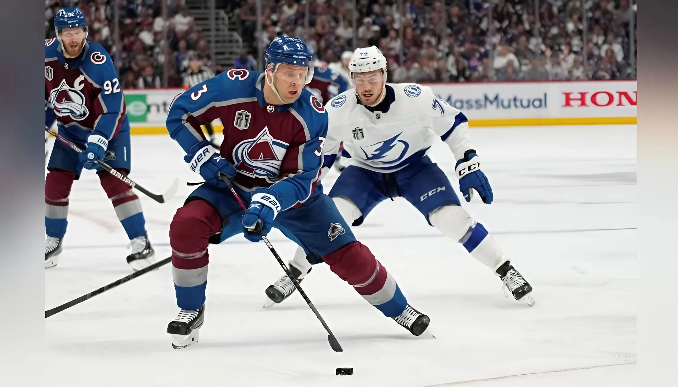 Lightning strike down Avalanche in 8-2 meltdown