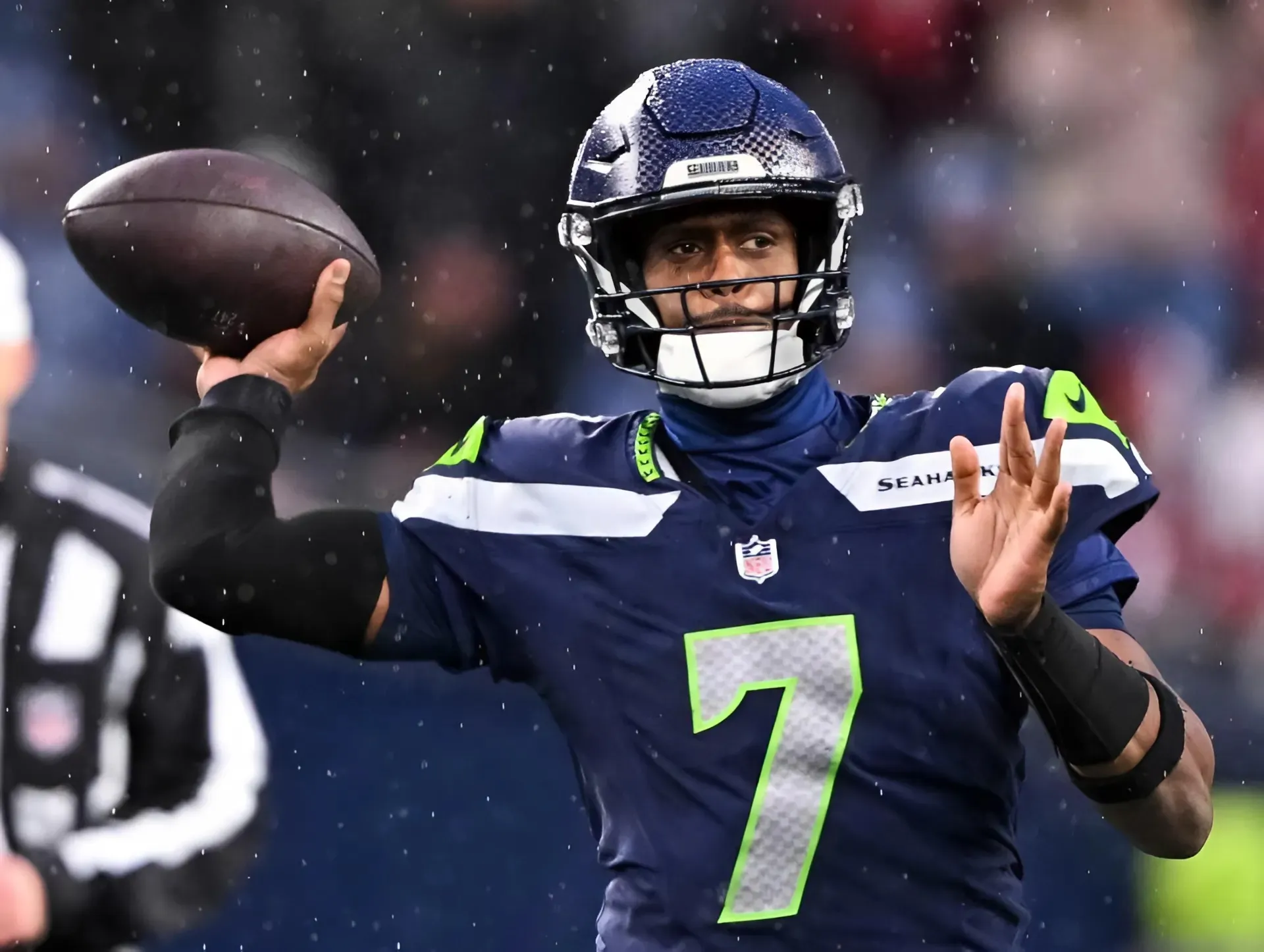 Mike Macdonald, Seahawks stand by Geno Smith: ‘It’s not like we’re losing trust in him’