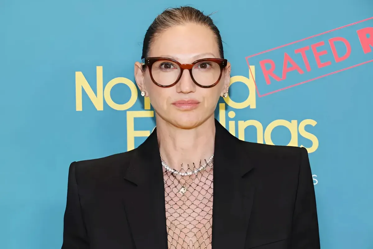 RHONY's Jenna Lyons Reveals She Had an Abortion at Age 21: 'It's a Really Hard Thing to Go Through'-quang