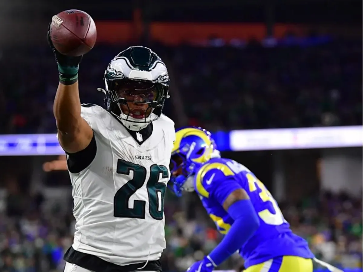 NFL's Two Best Running Backs Will Collide When Eagles Visit Baltimore