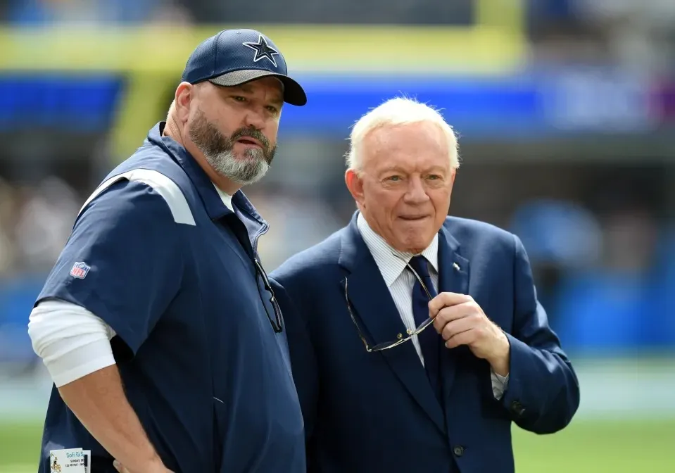 Mike McCarthy Reacts to Jerry Jones's Comments About Potential New Cowboys Contract