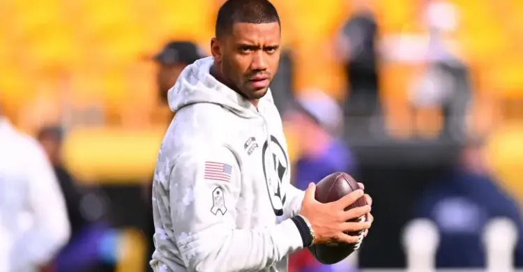 Steelers’ Russell Wilson Sends Clear 3-Word Message to Mike Tomlin After Loss