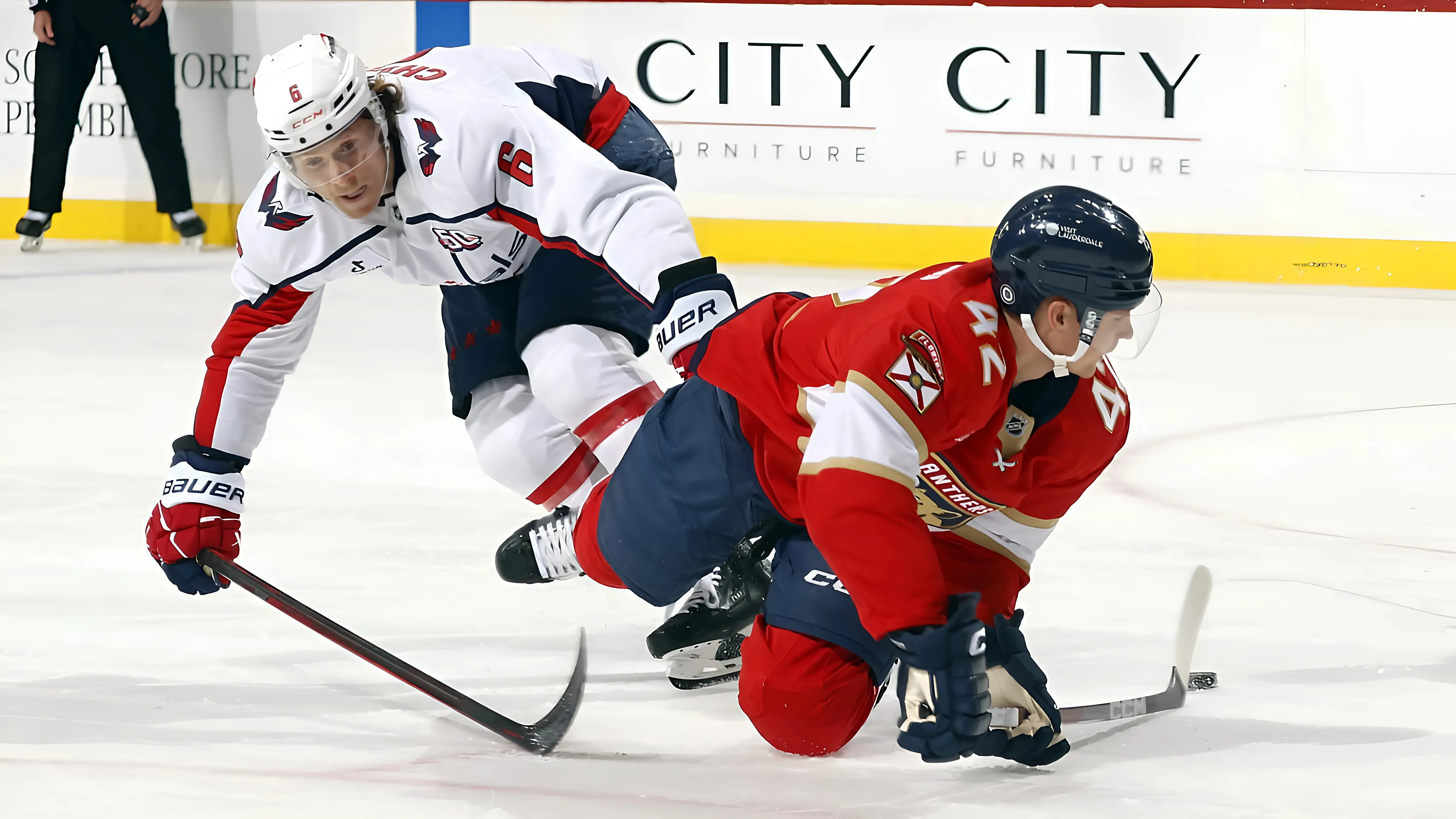 Chychrun breaks tie in 3rd, Capitals edge slumping Panthers trucc