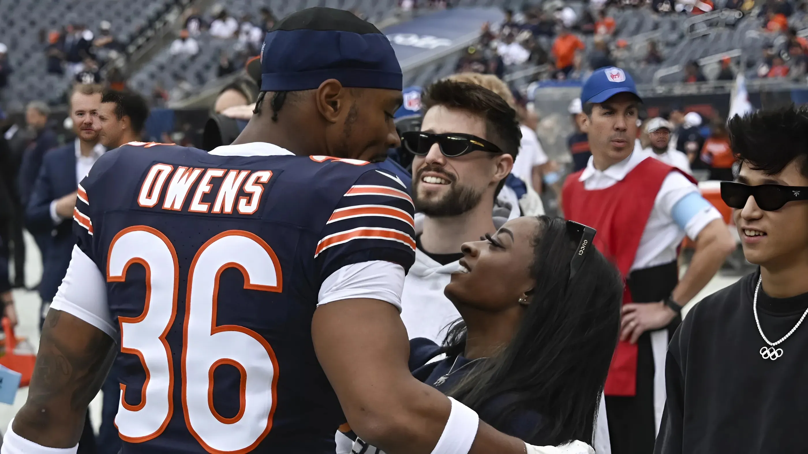 Simone Biles plans to have Thanksgiving dinner ready after Jonathan Owens' NFL game