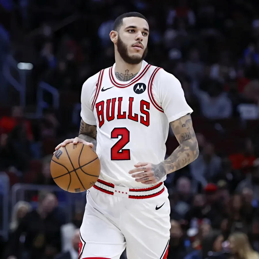 Bulls' Lonzo Ball gets firm return date from month-long wrist injury