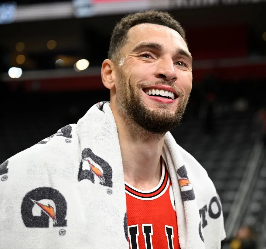 Zach LaVine Shuts Down Heckler Who Asks Him About Lakers Amid Trade Rumors