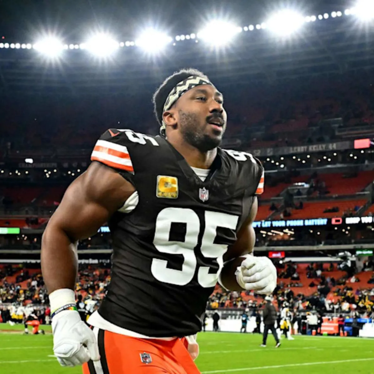 Browns Cut DE After Adding 2 New Pass-Rush Partners for Myles Garrett