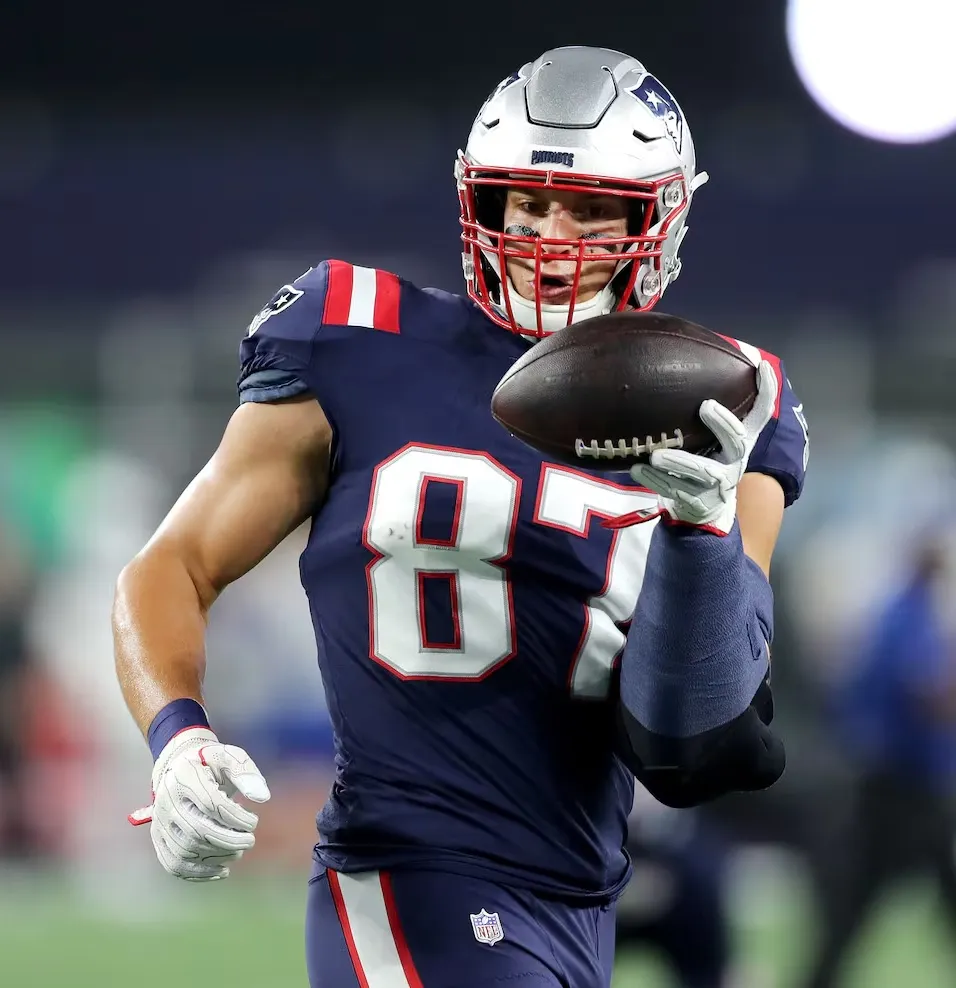 Why Patriots called back ’embarrassing’ Rob Gronkowski immediately after drafting him