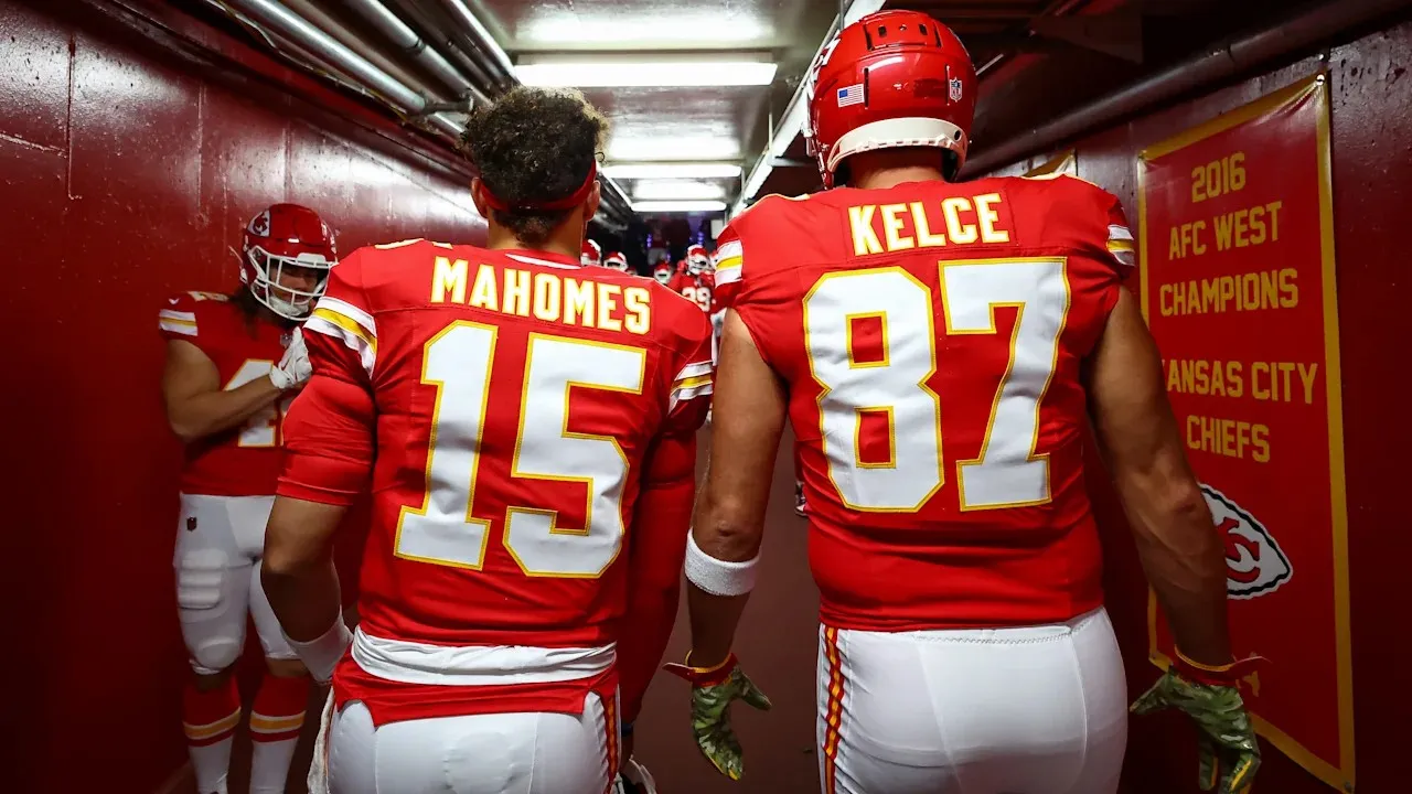 Patrick Mahomes and Travis Kelce each have opportunity to make Chiefs franchise history vs. Raiders